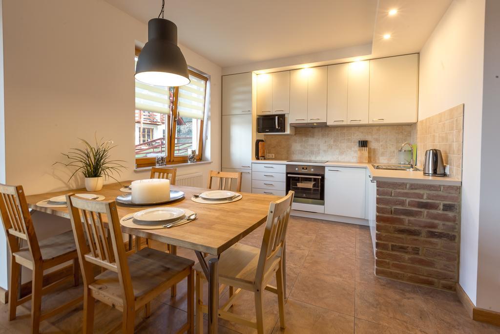 "Rodzinny Apartament Pod Sniezka 2" Na Osiedlu "Apartamenty Pod Sniezka" คาร์ปัตซ์ ห้อง รูปภาพ